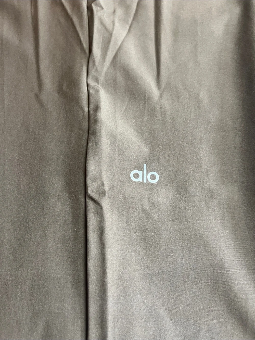NWT’S ALO Yoga Suit Up Trouser high-waisted lightweight Brown pants L